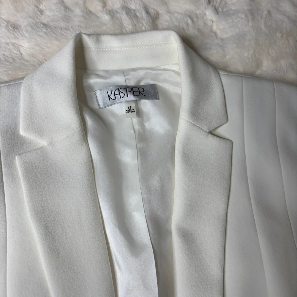 Kasper White Tailored Blazer - Picture 2 of 7